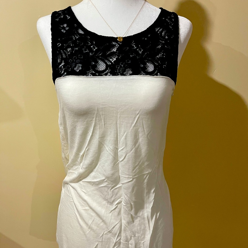 Old navy top size Small